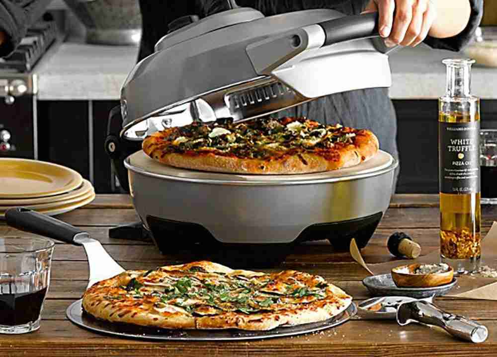 Courant Pizza Maker for Crispy and Tasty Pizza Lovers