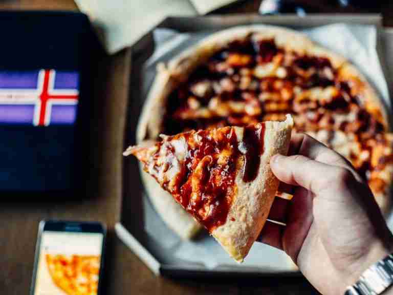 pizza-eat-at-home