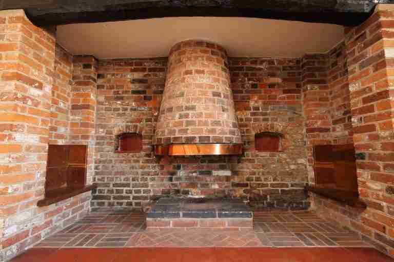 The Best Fire Bricks For Your Pizza Oven