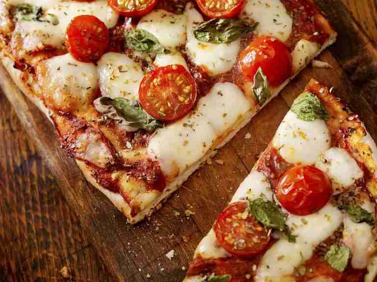 Square Cut Pizza: The Delicious Alternative to Traditional Pizza