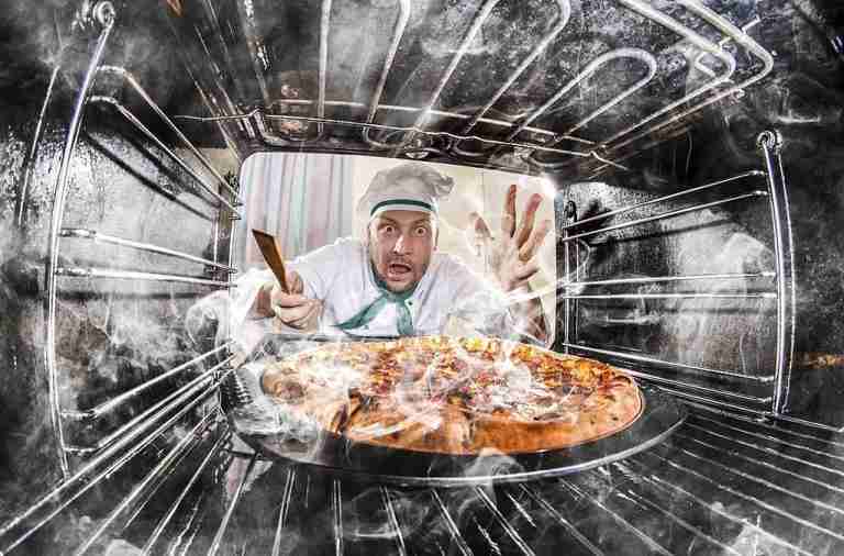 Why Is My Pizza Burnt? How to Fix It in 5 Easy Steps