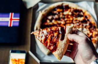 How to Reheat Pizza In Oven with Ease